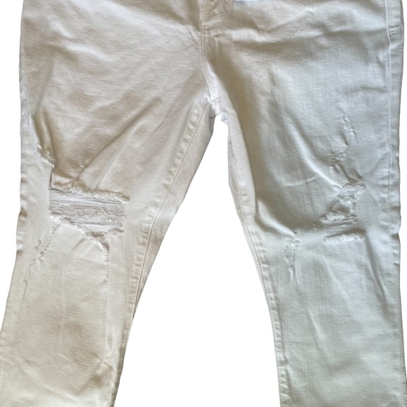 Frame Ali High Rise Cigarette Ultra High Rise Skinny Fit Destroyed Jeans - Picture 14 of 16